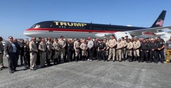 President Trump Gets Huge Show of Support From Law Enforcement at Los Angeles International Airport (VIDEO) | The Gateway Pundit | by Cristina Laila