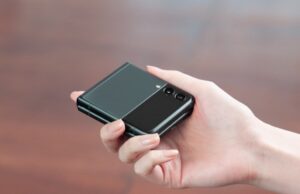 The Galaxy Z Flip 4 is now almost as cheap as the Pixel 7a