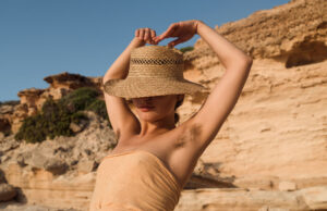 7 Gentle, Powerful Cleansers To Remove Sunscreen