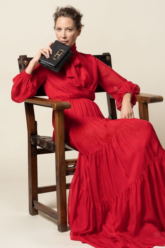 Christy Turlington Stuns in CH Carolina Herrera Campaign
