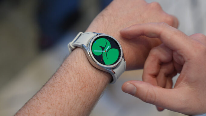 Is the Samsung Galaxy Watch 6 waterproof?