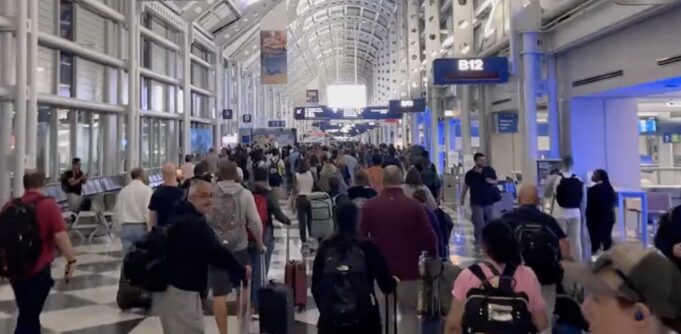 Breaking! Tornado Watch in Chicago Area-O’HARE AIRPORT COMPLETELY EVACUATED- Shelter in Place in Effect | The Gateway Pundit | by Margaret Flavin