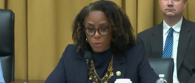 Stacey Plaskett Brutally Exposes Jim Jordan During RFK Jr. Hearing