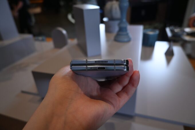 Samsung is working on dustproofing foldable phones