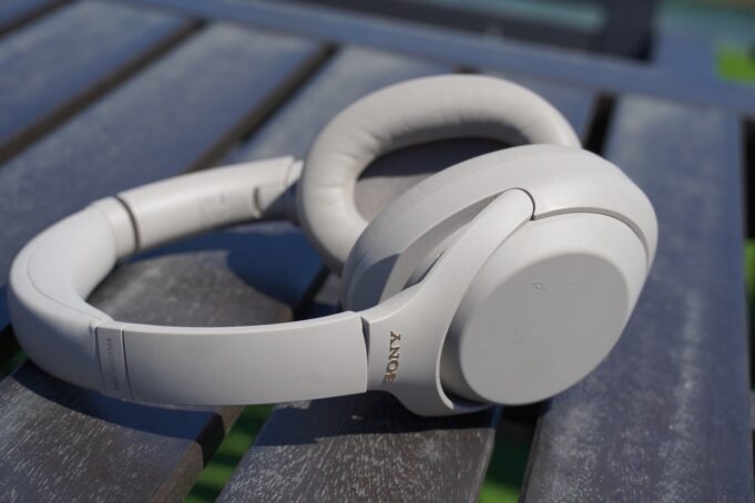 The Sony WH-1000XM4 headphones are on the cheap again