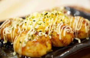 The Ultimate Guide to Street Food in Japan