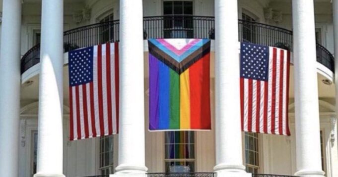 Senate Democrats Kill Republican Amendment to Only Fly the American Flag Over Government Buildings | The Gateway Pundit