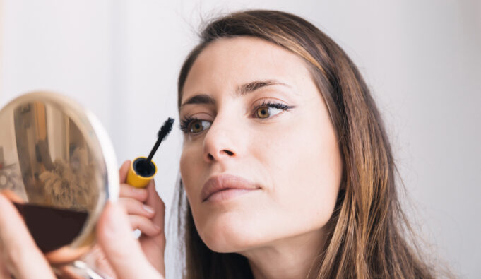 An Honest Review of Huda Beauty ‘1 Coat Wow!’ Mascara