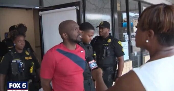 Democrat Georgia Mayor Makes Lame Excuse After Being Arrested on Burglary and Trespassing Charges – Homeowner Reportedly Held Mayor at Gunpoint Until Cops Arrived (VIDEO) | The Gateway Pundit | by Cullen Linebarger