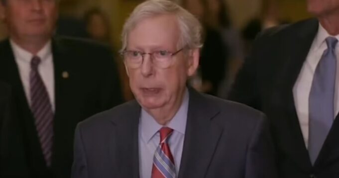 REVEALED: Mitch McConnell Recently Had a Major Fall at DC Airport – Also Reportedly Using a Wheelchair As a “Precaution” in Crowded Situations (VIDEO) | The Gateway Pundit