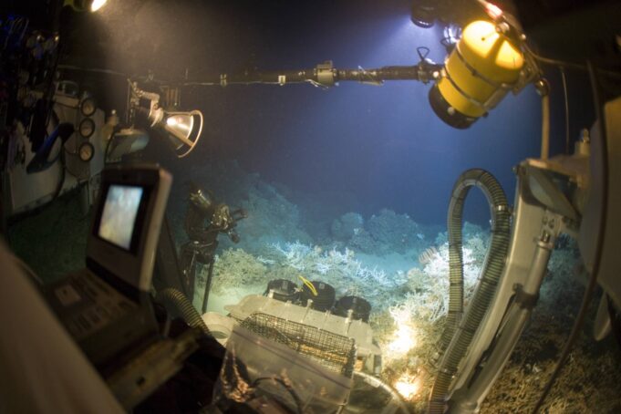Underwater robots to revolutionize deep sea mining