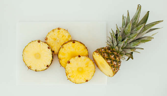 An ENT Explains Pineapple Tongue Irritation