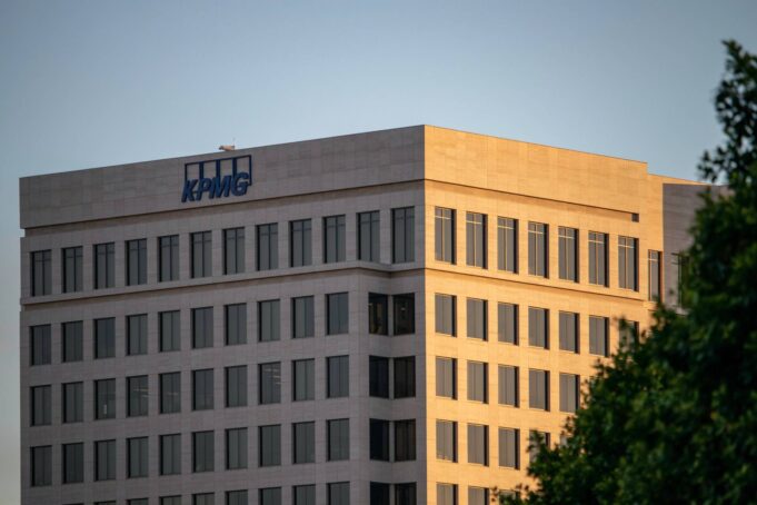 KPMG to Invest $2 Billion in Cloud and AI Services
