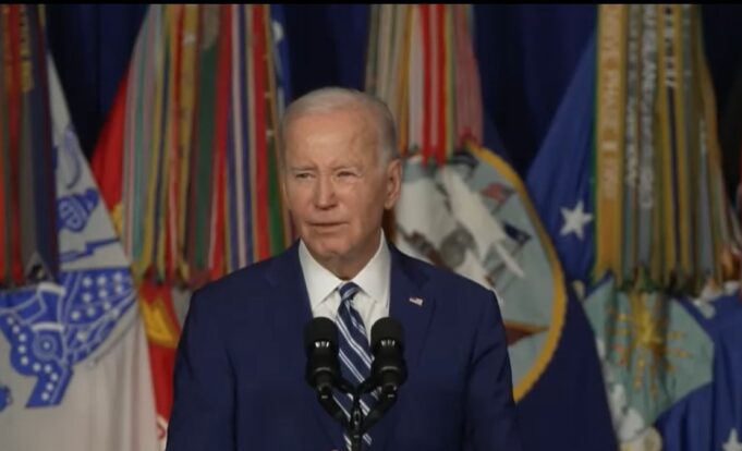 Biden Puts Republicans To Shame By Going Beyond Prayers For Hawaii Wildfires