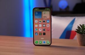 iPhone 14 drops to £349 in surprising Black Friday twist