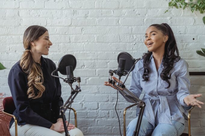Using AI and Predictive Analytics to Enhance Podcast Content Strategy