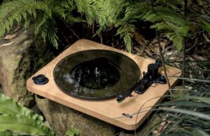 House of Marley announces Stir it Up Lux Bluetooth Turntable