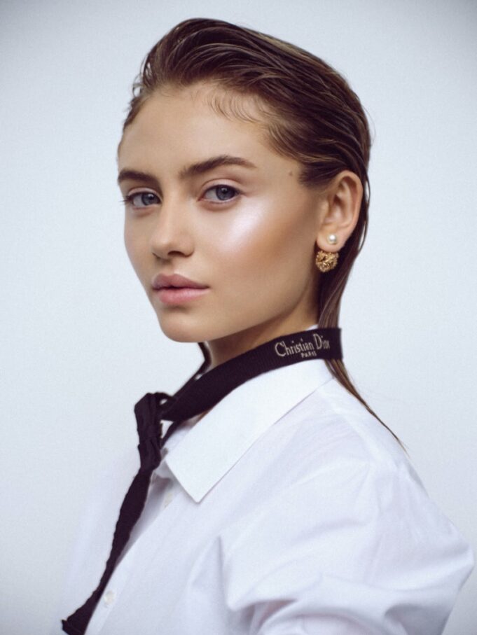 Leni Klum Shines in Dior Beauty for ELLE Germany