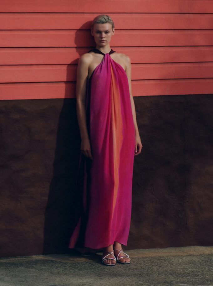 Massimo Dutti Takes on Beach Fashion for the Summer