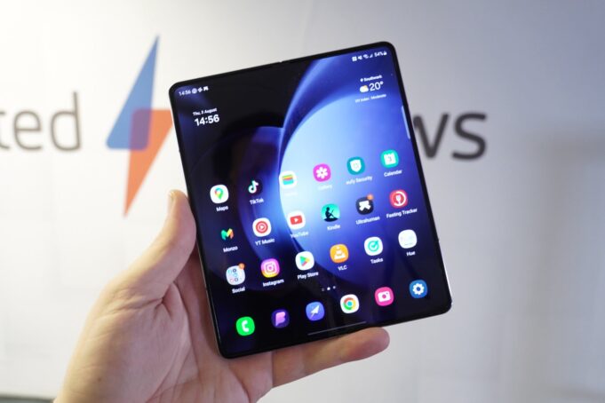 Samsung app offers iPhone fans a taste of that Galaxy Z Fold 5 life