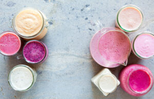 Gut-Friendly Blackberry Avocado Smoothie Recipe