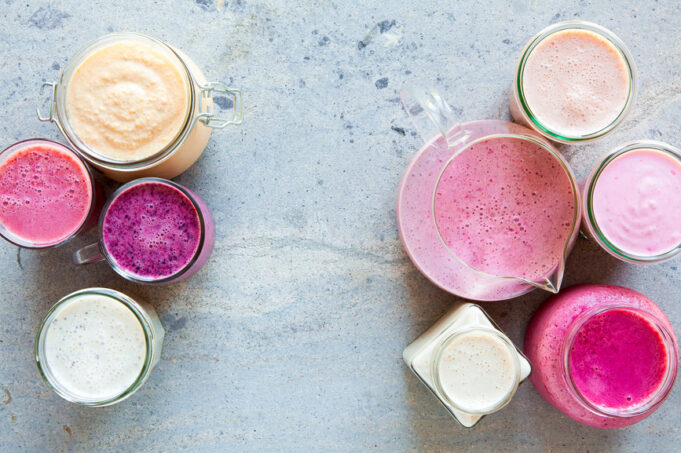 Gut-Friendly Blackberry Avocado Smoothie Recipe