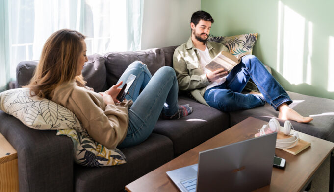 How ‘Parallel Play’ Can Strengthen Your Relationship