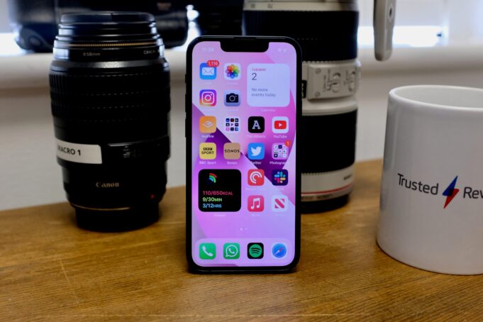 A Black Friday-level iPhone deal has just appeared