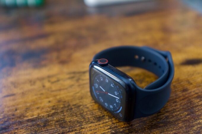 Apple Watch Price Drop: The SE 2 has slipped below £200