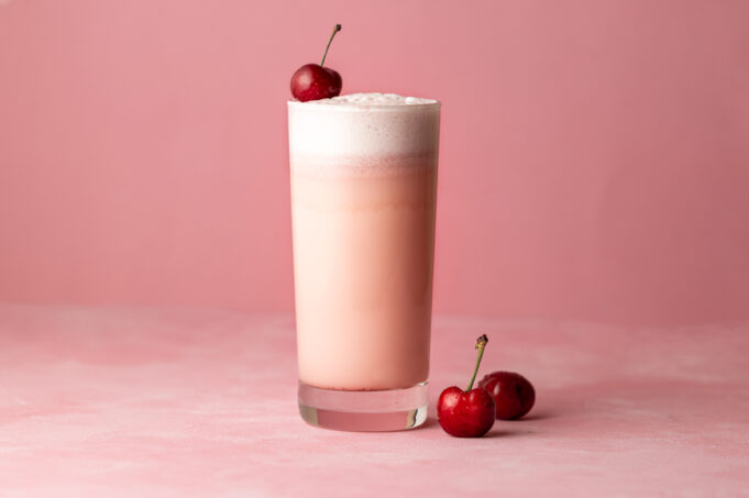 Why an RD Says Kefir Smoothies Are Best for the Gut