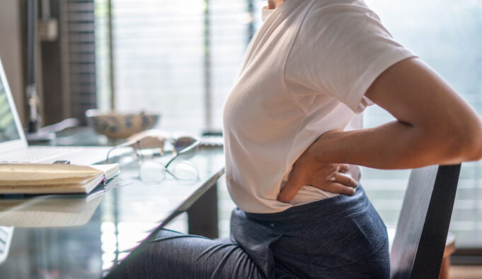 10 Best Heating Pads for Back Pain, Doctor-Approved 2023