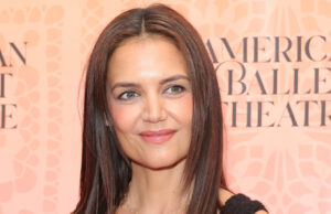 Get Katie Holmes’ *Exact* Butt-Lifting Leggings