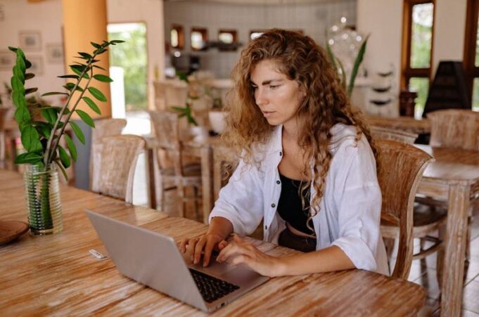 20 Real Ways to Make Money While Being at Home