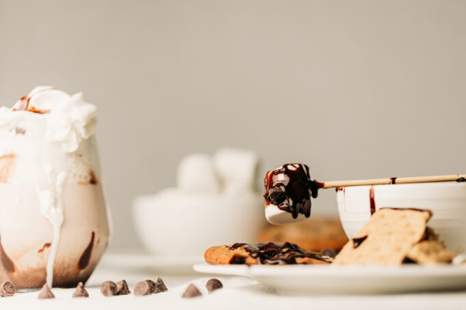 4-Ingredient High-Protein S’Mores Smoothie Recipe
