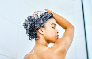 The 10 Best Shampoos for Oily Scalps