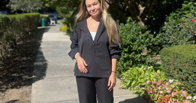 8 Tried-&-Tested Travel Outfits From R29 Editors