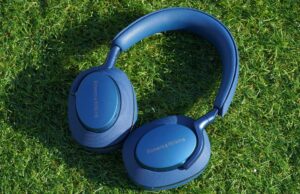 These Bowers and Wilkins ANC headphones are now a bargain price