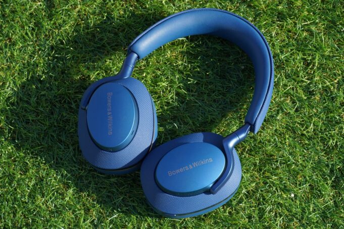 These Bowers and Wilkins ANC headphones are now a bargain price