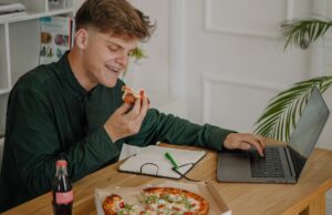 Ten Ways To Save Money & Budget When Working From Home