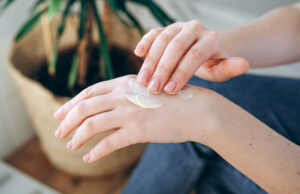The Best Aloe Creams for Eczema, According to Derms 2023