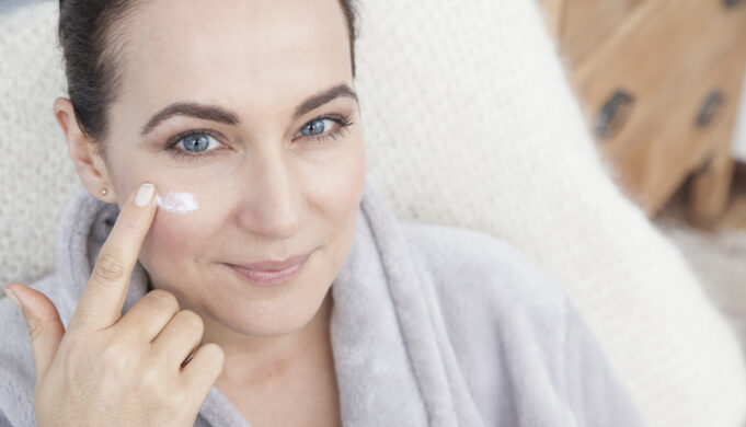 Clarins Total Eye Lift for Mature Skin