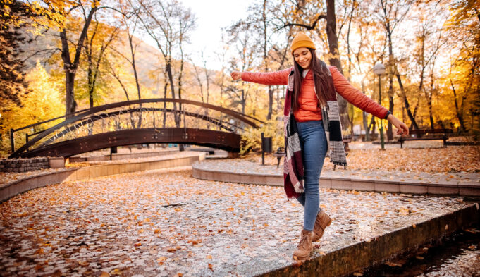 Silent Walks: The Benefits of this Mind-Soothing Trend