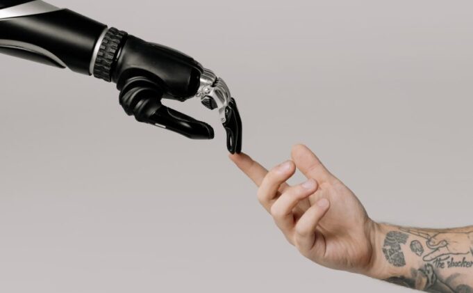 How Humans and Machines Can Work Together