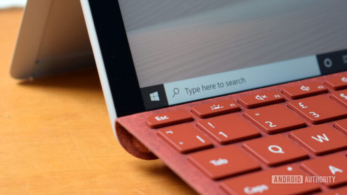 How to make Windows 11 look like Windows 10
