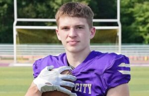 “We Need a Miracle” – Family Distraught After Pennsylvania High School Quarterback is Rushed to the Hospital After Collapsing on Field (VIDEO) | The Gateway Pundit
