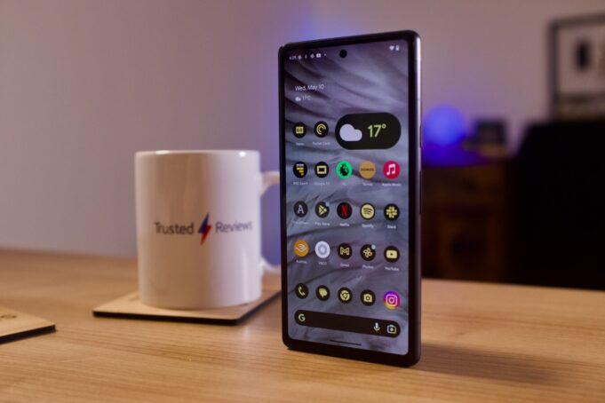 This Pixel 7a deal is the perfect low-cost contract