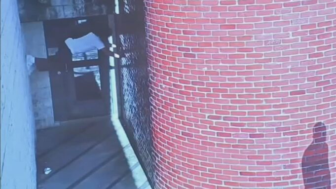 Manhunt Still Underway For “Extremely Dangerous” Illegal Alien Fugitive That Escaped Pennsylvania Prison by Scaling Wall (VIDEO) | The Gateway Pundit