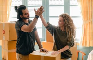 10 Financial Planning Mistakes Couples Make When Shacking Up