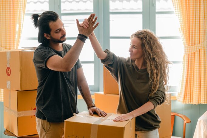 10 Financial Planning Mistakes Couples Make When Shacking Up