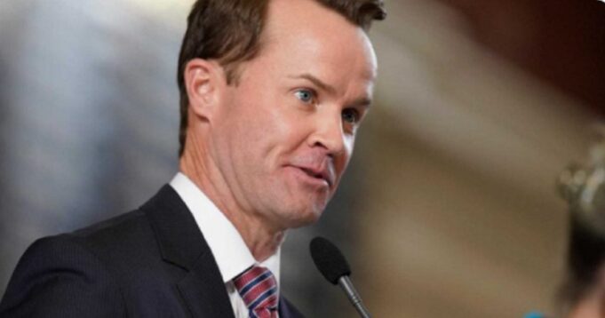 RINO Texas House Speaker Dade Phelan Fires Warning Shot at Senators Who Spared Paxton: “Not the End… Those Who Allowed Him to Keep His Office Will Have Much to Answer For” | The Gateway Pundit